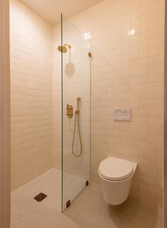 Gjelina 4*